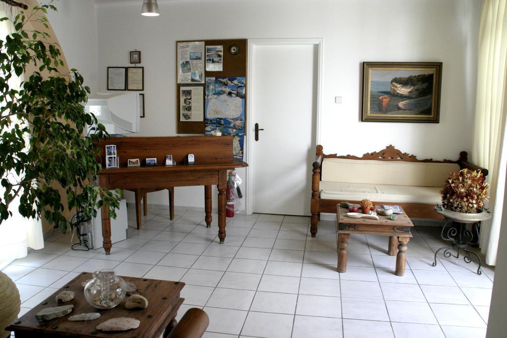 Giannoulis Hotel Adamantas  Zewnętrze zdjęcie